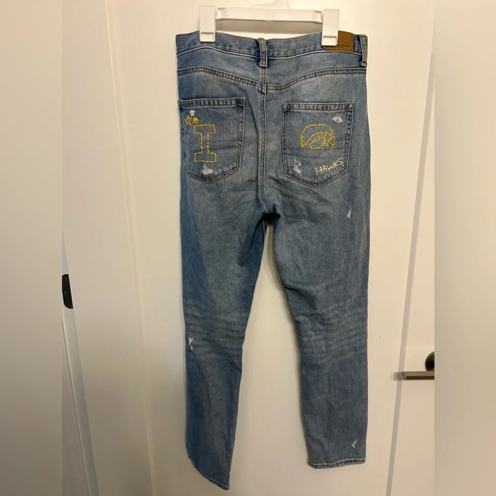 American Eagle University of Iowa Embroidered High-Waisted Jeans - Picture 8 of 14